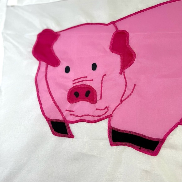 Pink Pig Design flag, polyester, 33 inches x 45 inched, hand crafted. - Picture 4 of 8